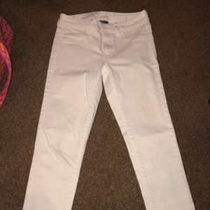 BARELY WORN!! American eagle jeans size 4!